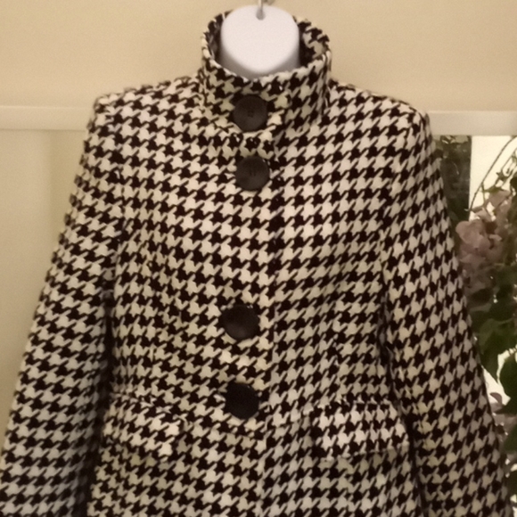 Last kiss houndstooth coat Clearance